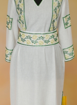 Ручна вишивка - плаття зелененьке