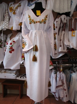 Ручна вишивка - плаття на льоні соняхи
